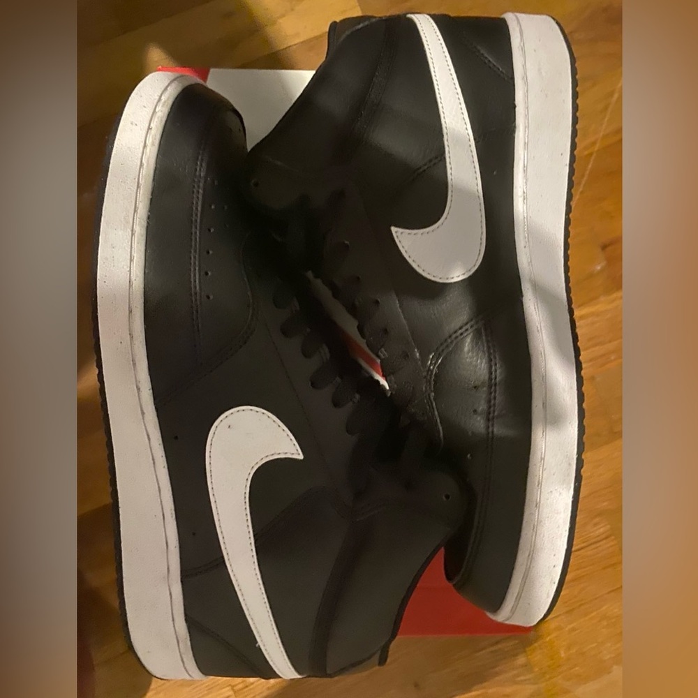 Nike Classic Black and White High-Tops